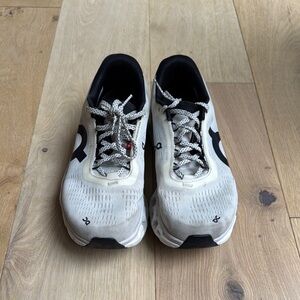 On Running Athletic Shoes - Black and White